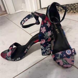 Madden Girl Women's Floral Heels - Black and Pink size 6.5
